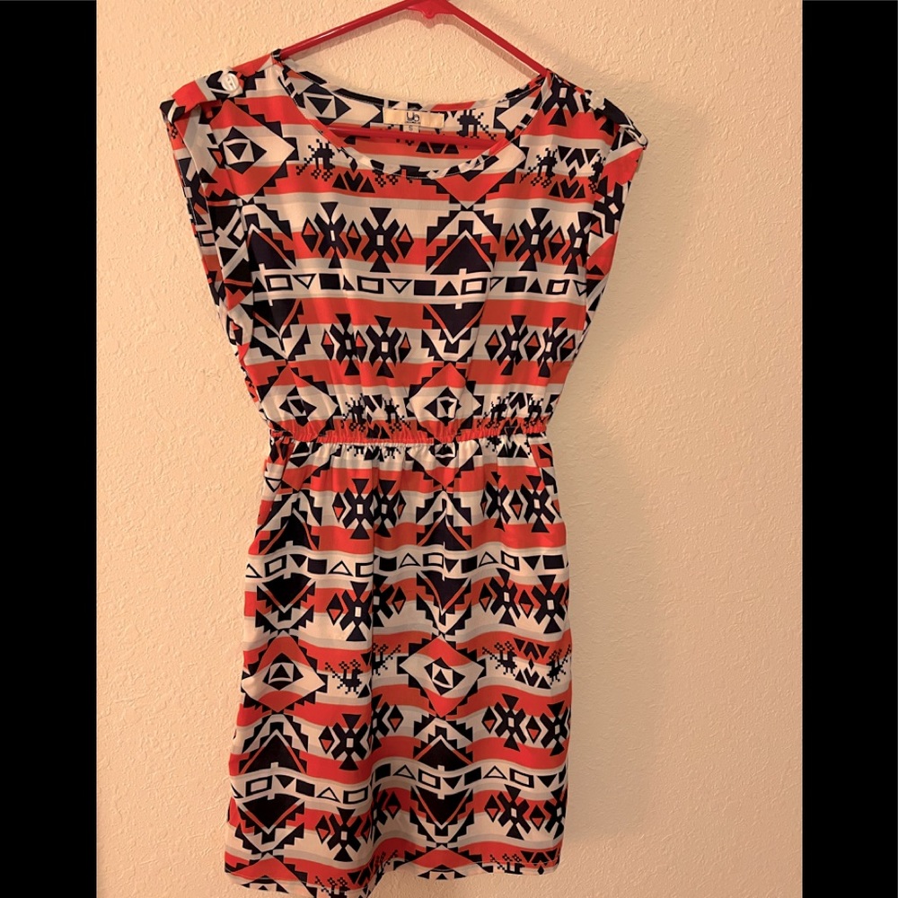 Boutique Rolled Sleeve Gameday Dress!